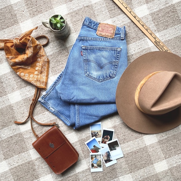 Vintage 🌿 Levis 501 high waist perfect jean - Picture 3 of 3